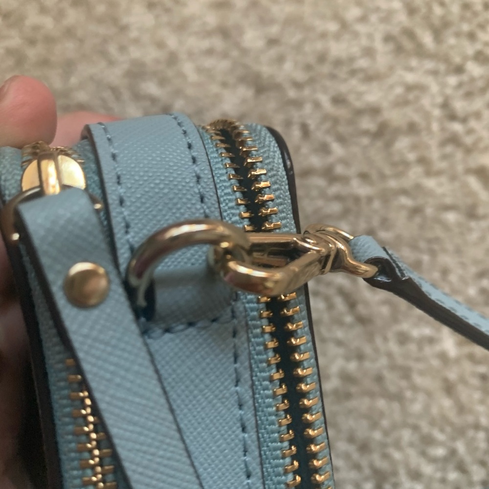 Authentic Kate Spade Cross Body - Picture 5 of 5